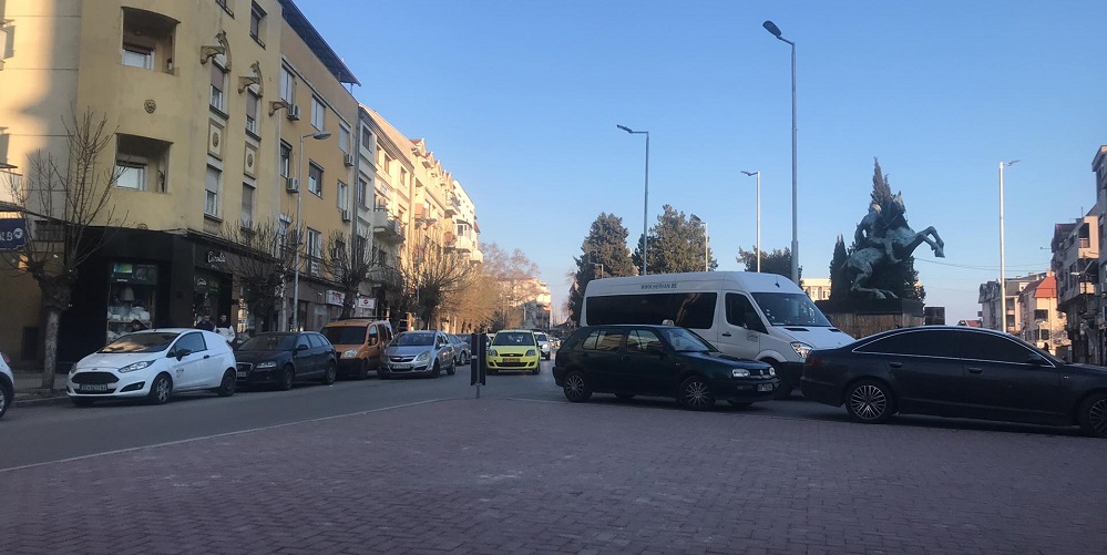 Утрото студено, преку денот сончево