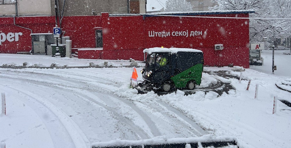 Brako cisti sneg Negotino 5