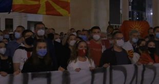 VMRO-DPMNE i Mickoski protest